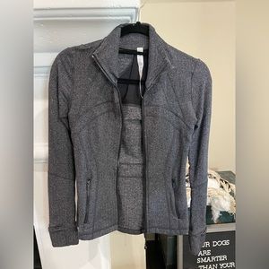 lululemon define jacket size 4